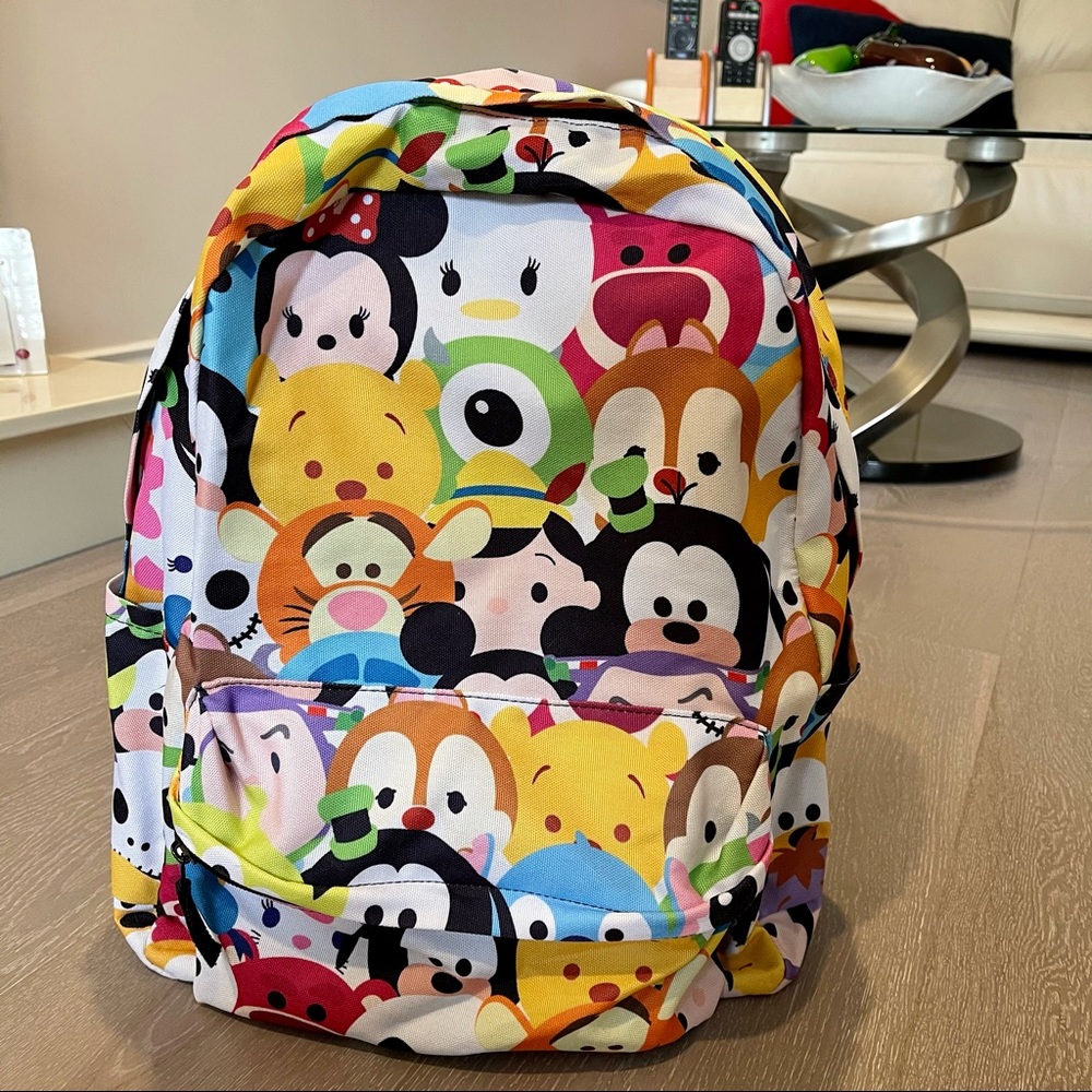 EUC ete!x tsum tsum Disney Collection backpack